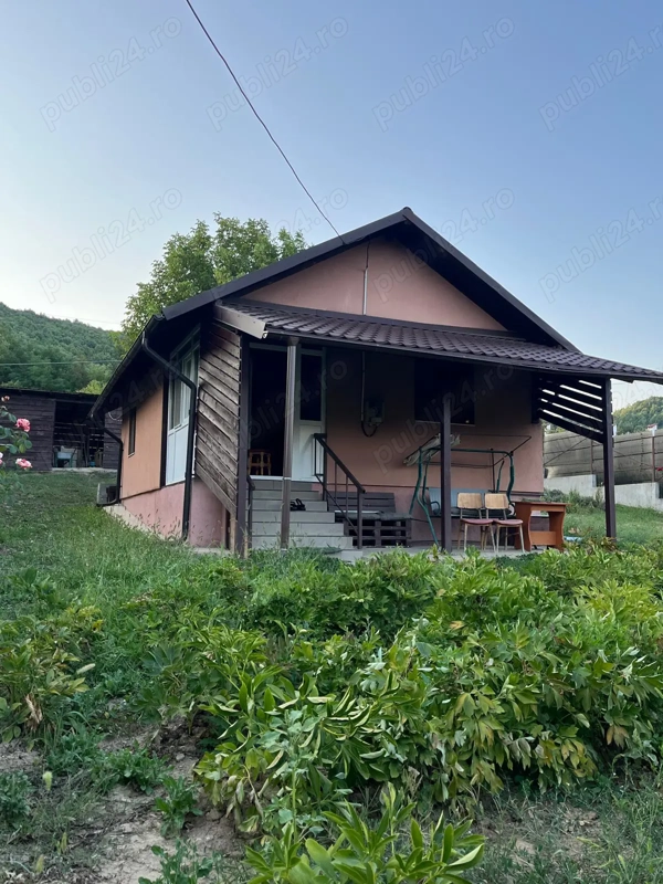 Vanzare casa și teren Stefanesti