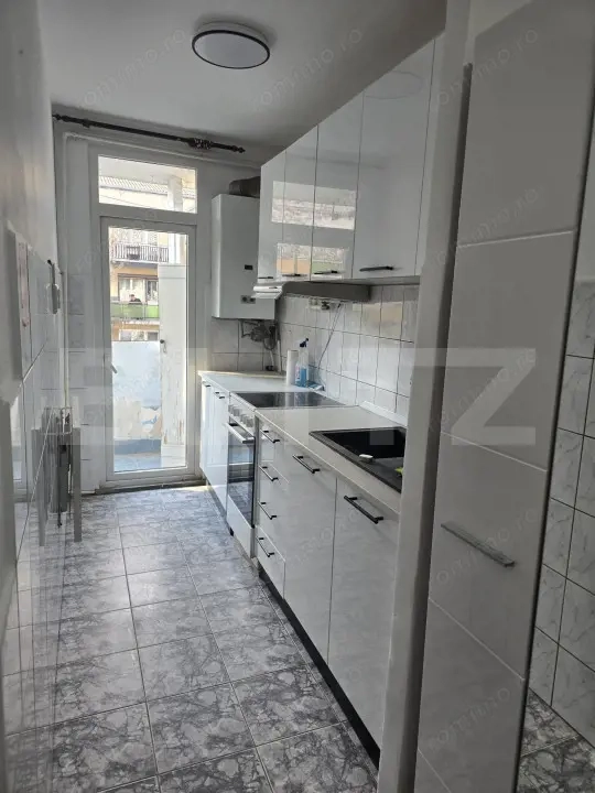 Apartament 2 camere, 40 mp, zona Carpati 1 — fotografia 1