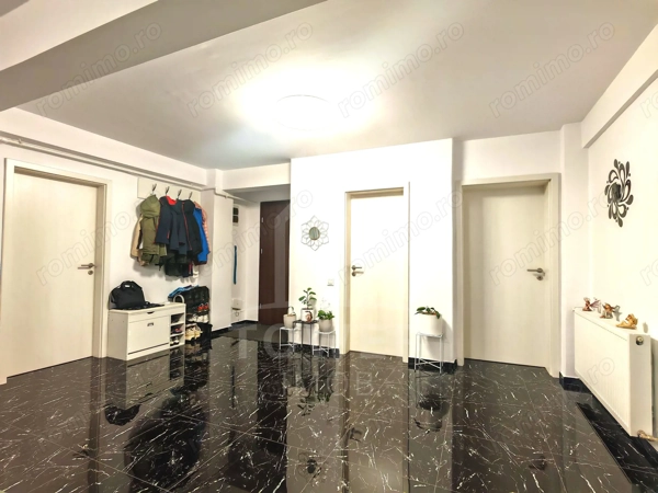 Penthouse 116 mp, terasă generoasă- vedere panoramică, compartimentare excelenta — fotografia 1