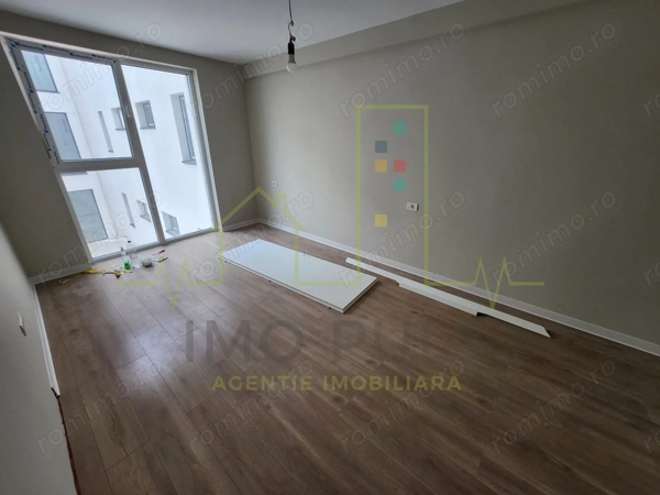 Lipovei. Etaj 1. Bloc nou. Lift — fotografia 3