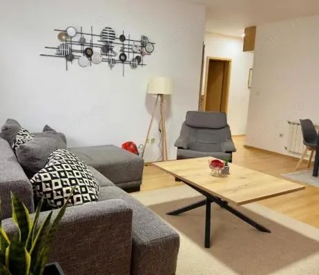 Apartament cu 2 camere de inchiriat in zona Unirii