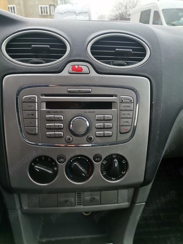 FORD Focus 2009 — imagine 10