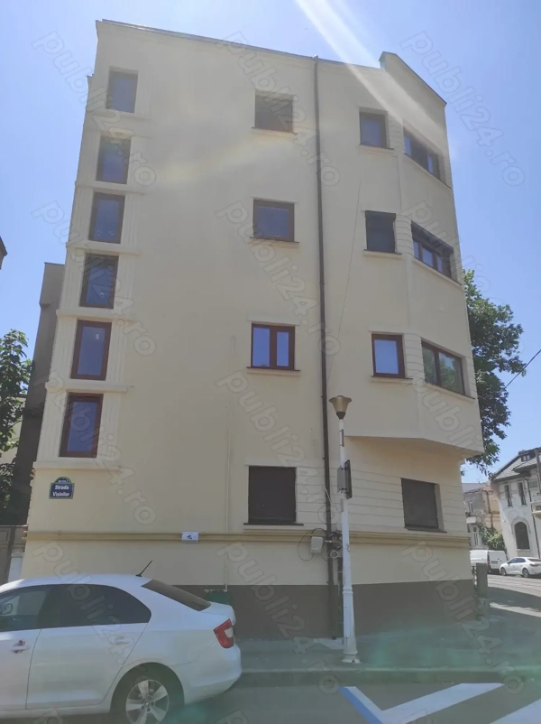 Apartament 4 camere bloc interbelic solid (1936), etaj 1 Hala Traian, Ideal Investitie Cabinet — fotografia 1