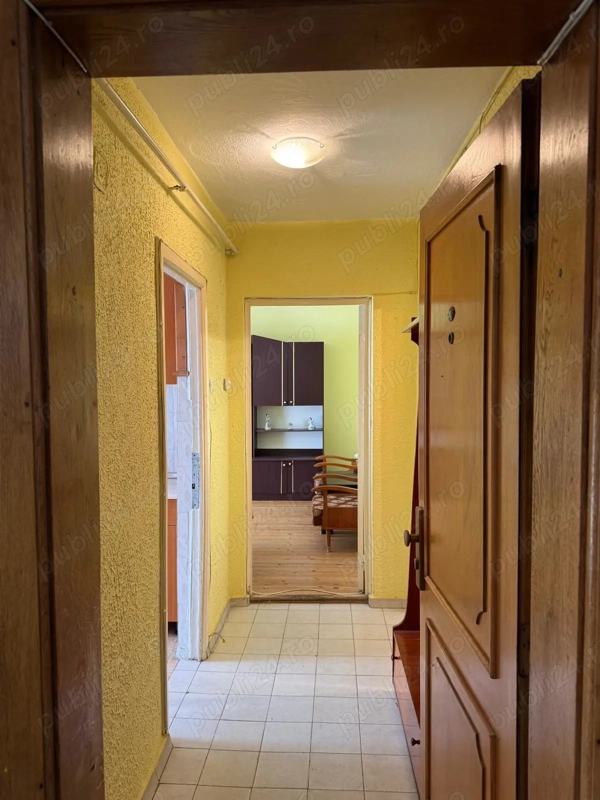 Proprietar vand apartament cu 3 camere — fotografia 1
