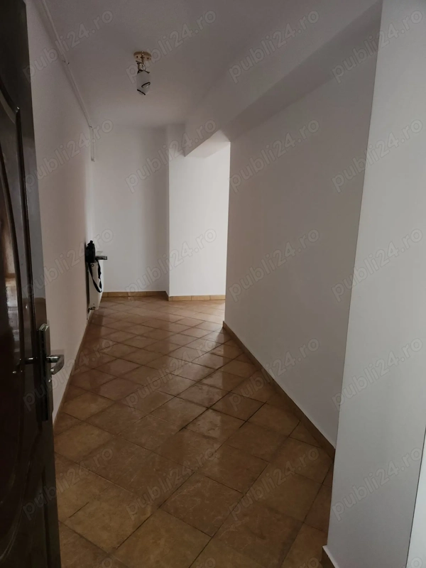 Vanzare apartament 3 camere Ploiesti - str Tudor Vladimirescu — fotografia 3