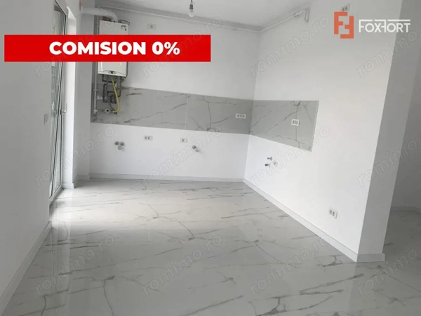 Apartament cu 3 camere decomandat, zona Dumbravita — fotografia 1