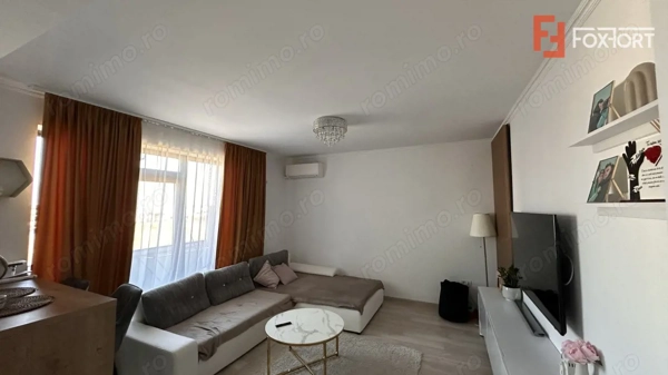 Apartament cu 3 camere la etajul 3 in Giroc — fotografia 1