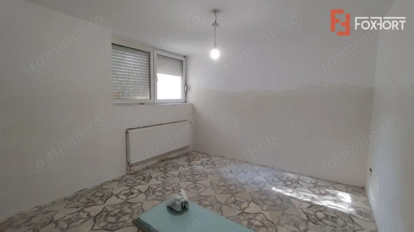 Apartament 2 camere, demisol - Zona Central — fotografia 1