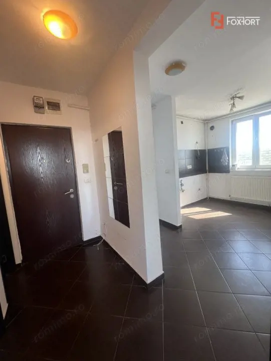 Apartament cu 3 camere decomandat, zona Girocului — fotografia 1