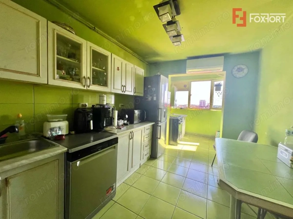 Apartament 4 camere de vanzare, zona Olimpia Stadion — fotografia 3
