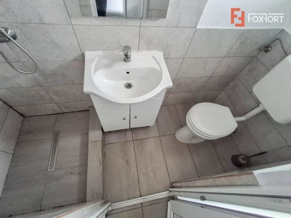 Garsoniera de inchiriat in Timisoara, zona Steaua - curte comuna — fotografia 3