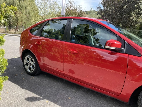 FORD Focus 2011 — imagine 4