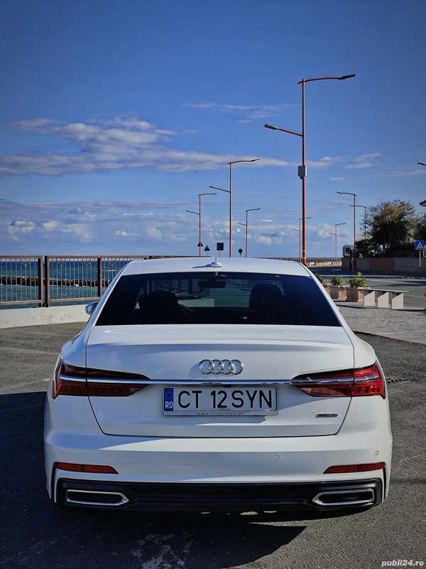 AUDI A6 2021