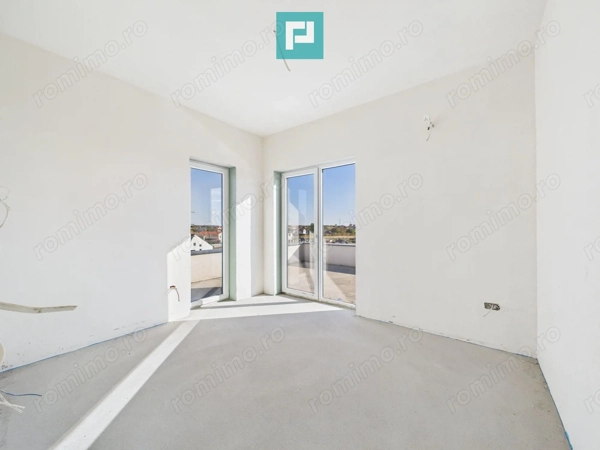 Penthouse cu lift privat și terasă mare în Ghiroda — fotografia 1