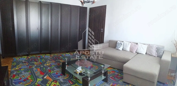 Apartament cu 2 camere, semidecomandat,centrala proprie,zona Iosefin — fotografia 1