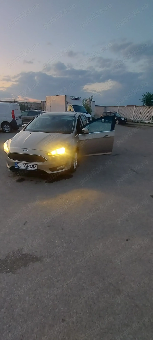FORD Focus 2019 — imagine 5
