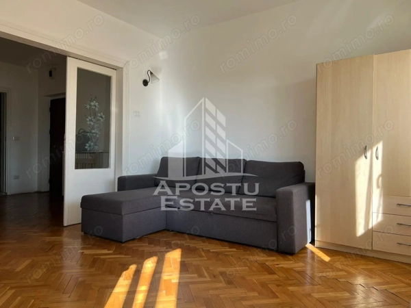 Apartament cu 4 camere, 2 bai în Piața Unirii, Timișoara — fotografia 2