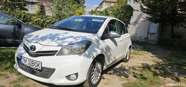 Vând Toyota Yaris