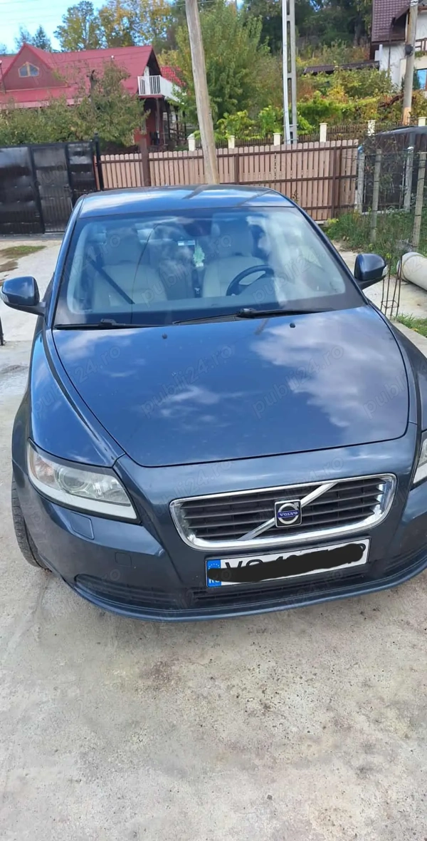 VOLVO S40