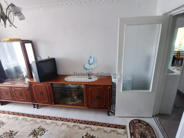 Apartament 4 camere, decomandat, 65 mp, Calea Romanului - Rate — fotografia 3