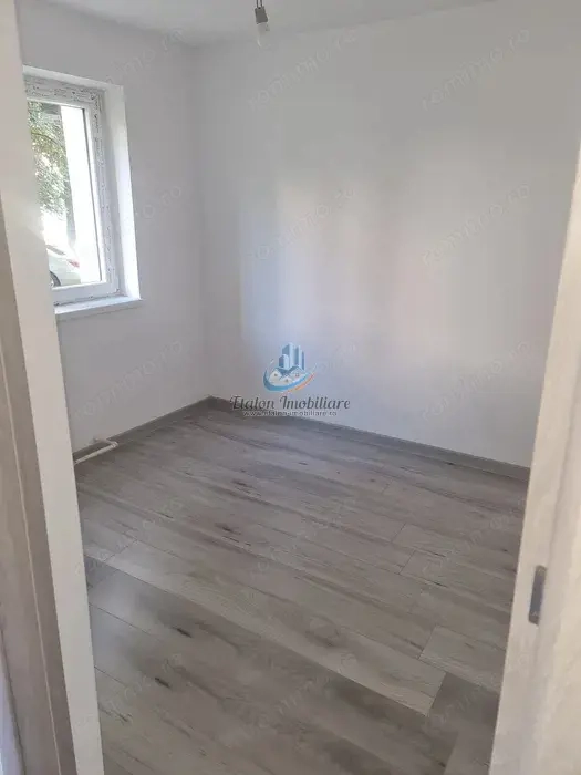 Apartament 3 camere, parter, zona Liceu Informatica Darmanesti — fotografia 3