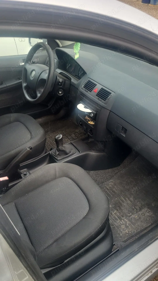 SKODA Fabia 2005 — imagine 3