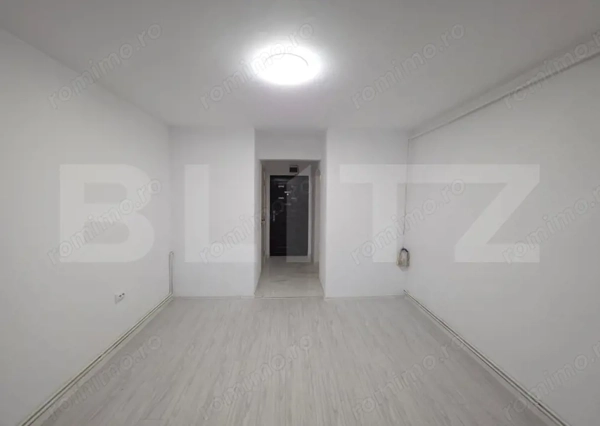 Garsonieră complet renovată – 22 mp utili, etaj intermediar, Dragoș Vodă — fotografia 3