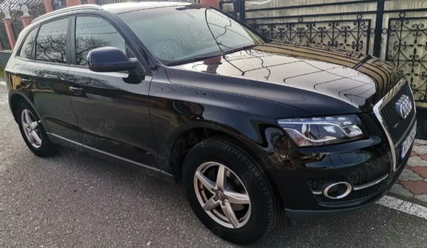 Vând Audi Q5, fabricat 2011, S-line Quattro, morizare 2.0 TDI 225000 km reali