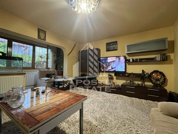 Apartament cu 3 camere, 2 bai, 2 balcoane, zona Vladeasa — fotografia 3