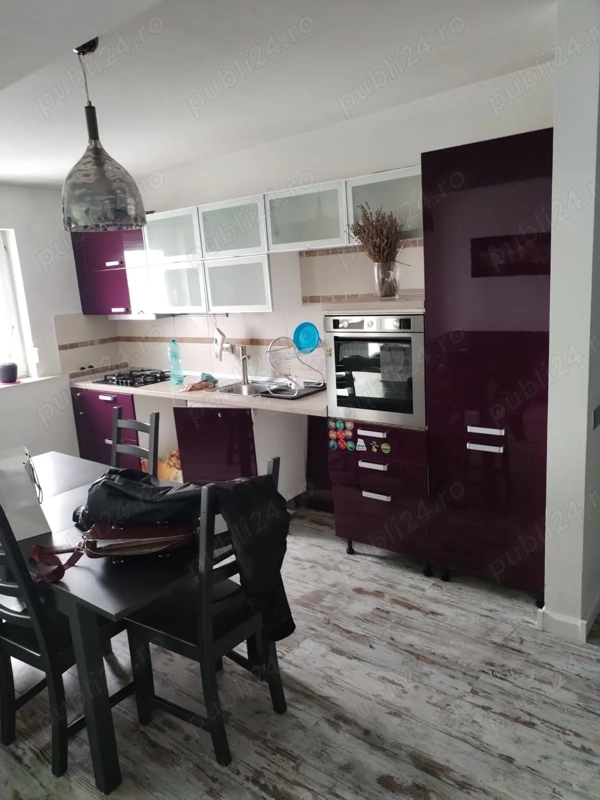 De inchiriat apartament 4 camere Centrul Vechi