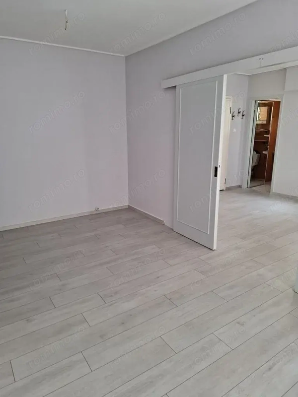 Birou de inchiriat in zona Piata Sudului