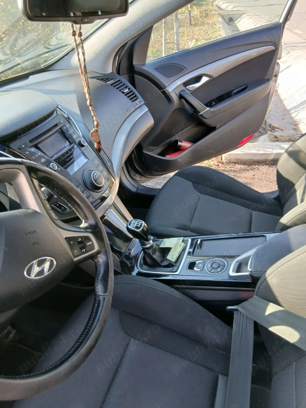 HYUNDAI i40 2014 — imagine 3