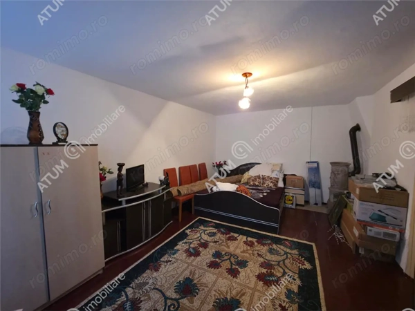 Apartament la casa cu 3 camere in zona Piata Cluj din Sibiu — fotografia 1