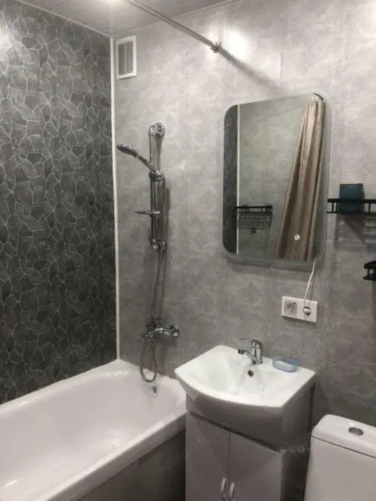 Oferim garsoniera in zona 13 Septembrie