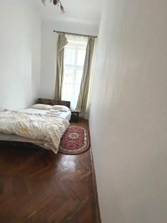Apartament ultracentral de 4 camere in Piata Mare — fotografia 3