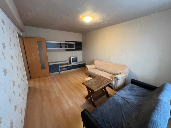 Vand apartament tip d 3 camere nufaru — fotografia 1