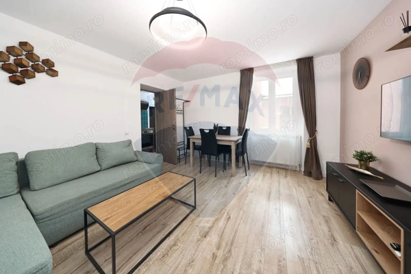 Comision 0% | Apartament cu 2 camere | Poarta Schei, Centrul Istoric — fotografia 3