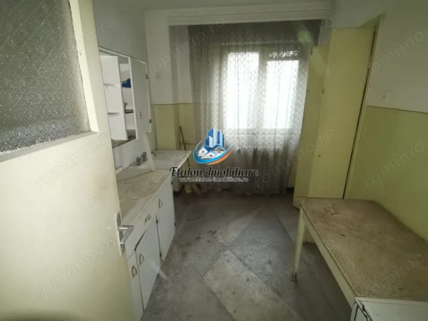 Apartament 2 camere semidecomandat, parter, Zona Posta Maratei — fotografia 3