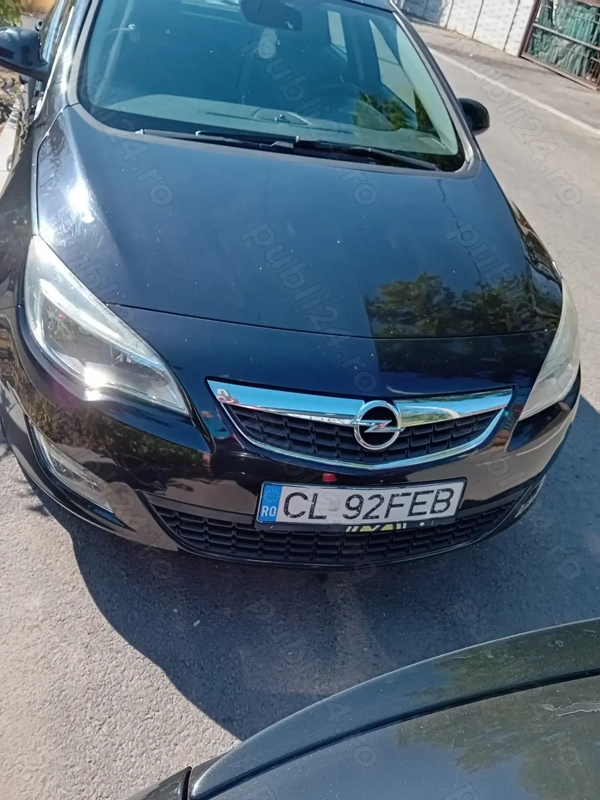 OPEL Astra 2011 — imagine 9