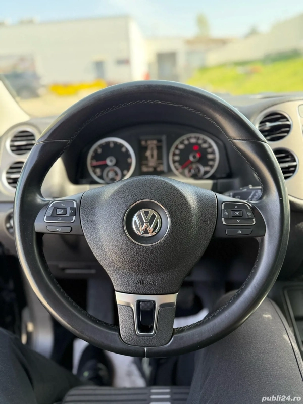 VOLKSWAGEN Tiguan 2010 — imagine 4