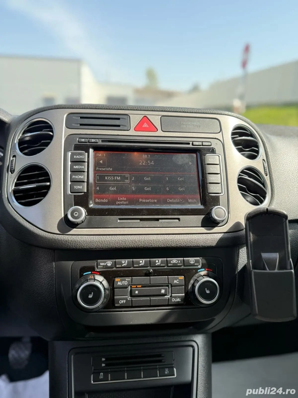 VOLKSWAGEN Tiguan 2010