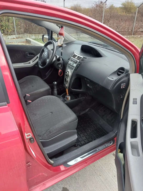 TOYOTA Yaris 2005 — imagine 4