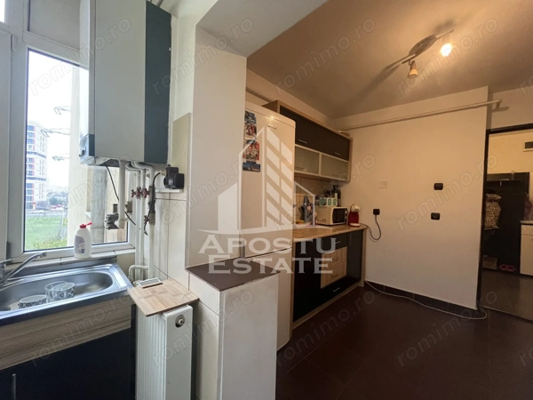 Apartament 3 camere, 2 bai, 2 balcoane, etaj intermediar,Soarelui — fotografia 3