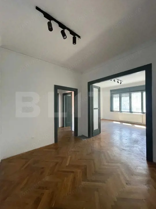 Apartament cu 4 camere, 120 mp, în Centrul Clujului — fotografia 2