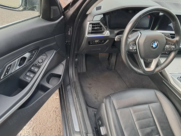 BMW 3 Series 2019 — imagine 7