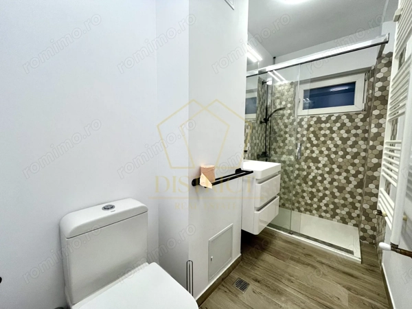 Apartament spațios cu 3 camere | Spitalul Județean | Etaj 2 — fotografia 3