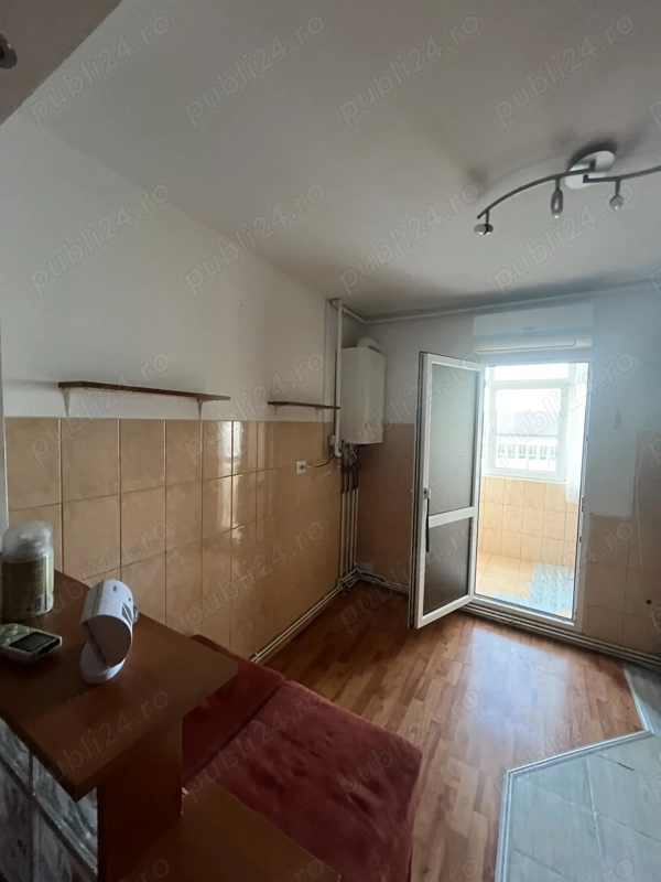 Apartament cu 2 camere de vanzare — fotografia 1