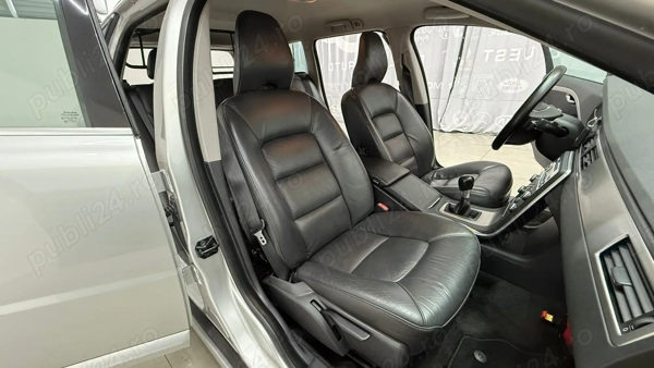 VOLVO V70 2011 — imagine 20