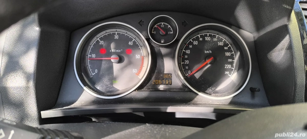 OPEL Zafira 2010 — imagine 5