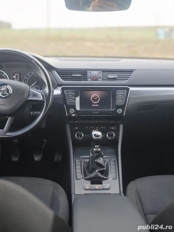 SKODA Superb 2017